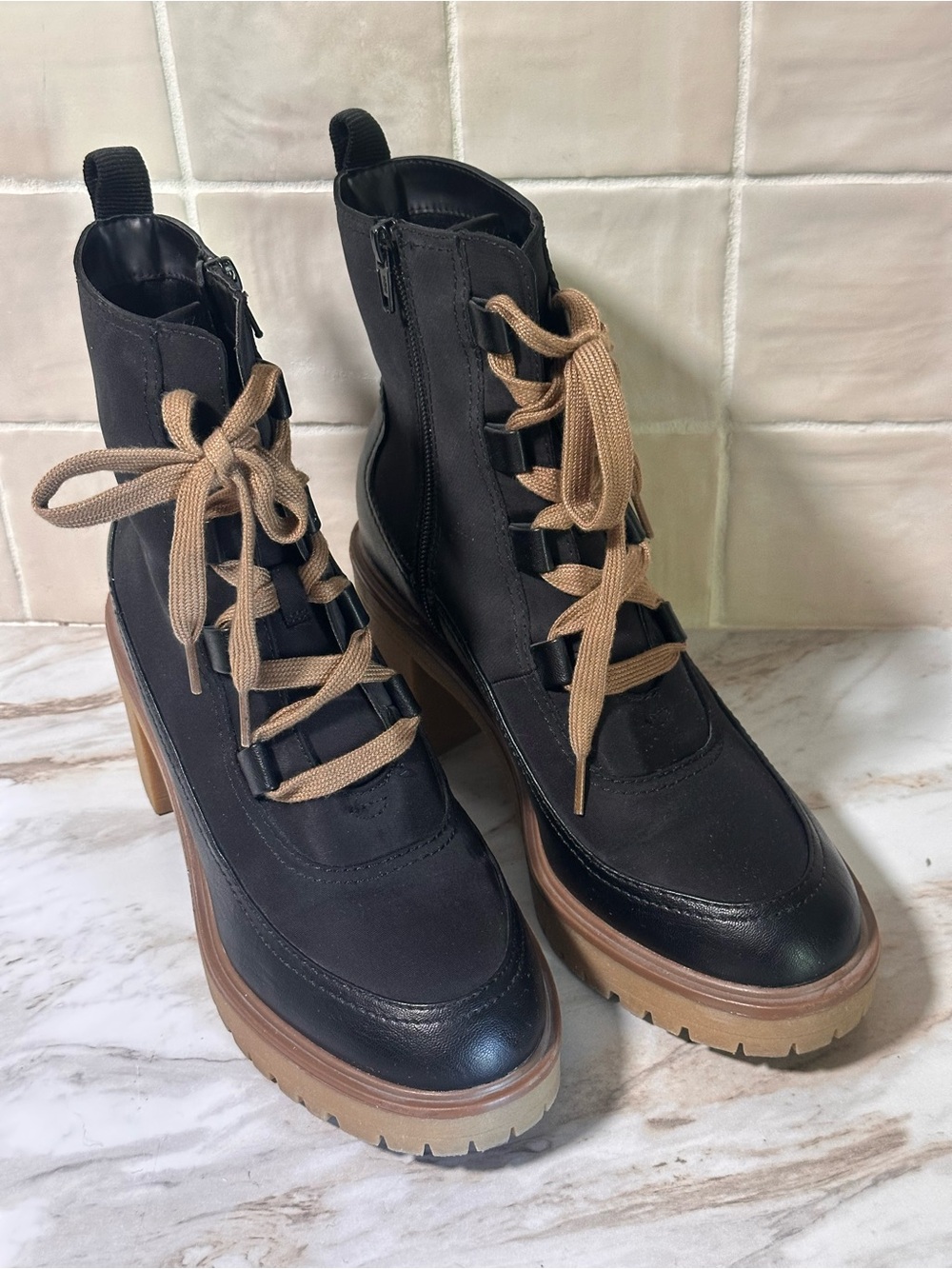 Universal Thread "Glenda" Lace-Up Heeled Boots- 9.5
